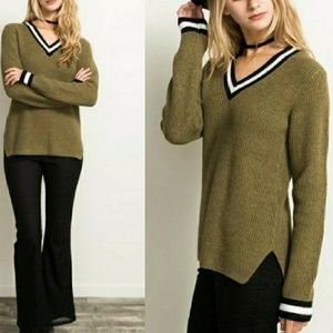🔥SALE💥LAST 1💥NEW!💥HEM&THREAD💥V-NECK SWEATER💥